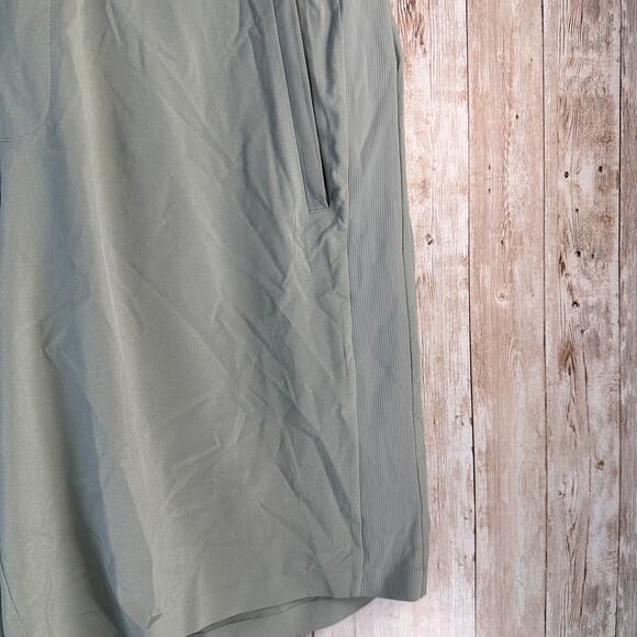 Athleta Athletic Shorts Womens 12 Sage Green Wide Leg Relaxed Pull On Pockets - Picture 5 of 8